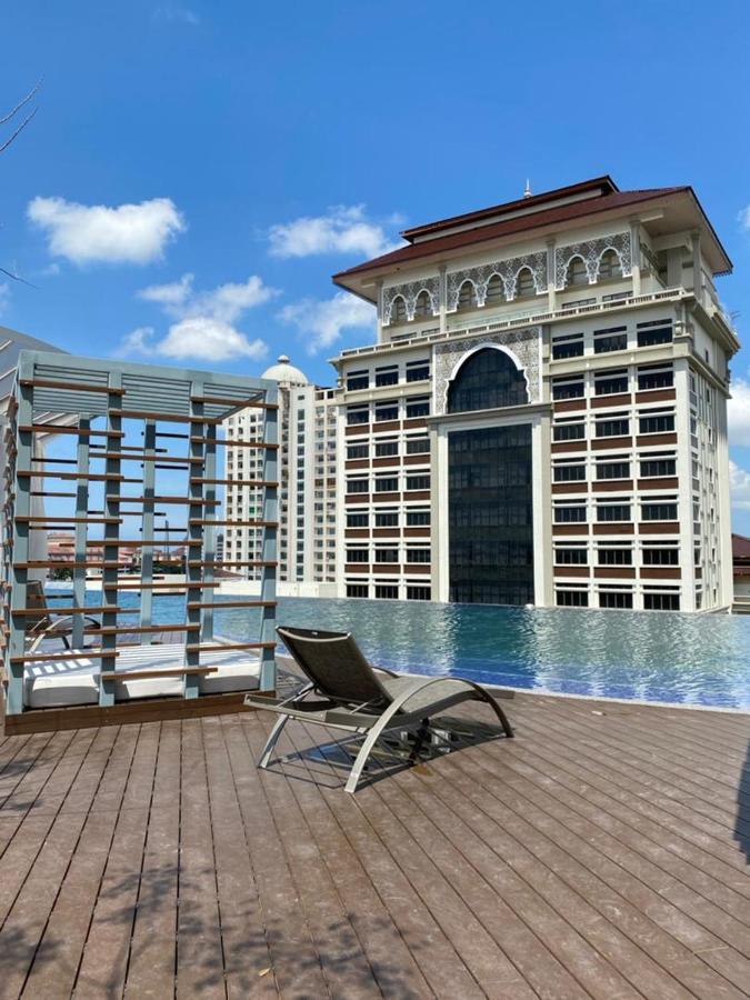 Apartamento Panglima Troika Residensi Kota Bharu Exterior foto